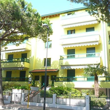 Residence Pineta - Agenzia Cocal Caorle Bagian luar foto